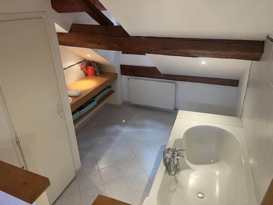 L'Escalier Du Chateau T4 Duplex 9 Couchages 4* 안시 외부 사진
