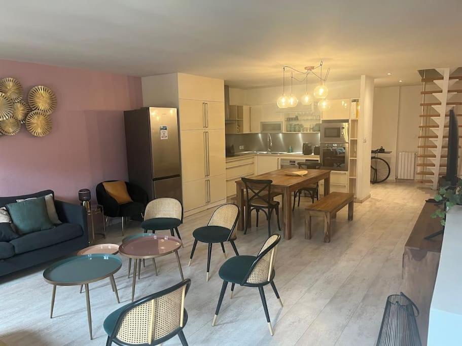 L'Escalier Du Chateau T4 Duplex 9 Couchages 4* 안시 외부 사진